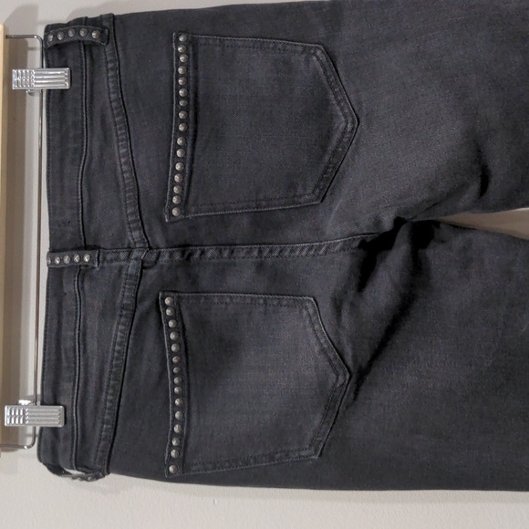 Free People RARE Payton Studded Skinny Jean 27 Black Raw Hem Ripped Knee Ankle - Picture 8 of 10